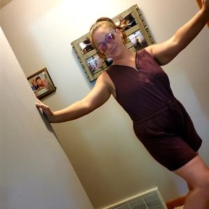 Meet your Posher, Jillian